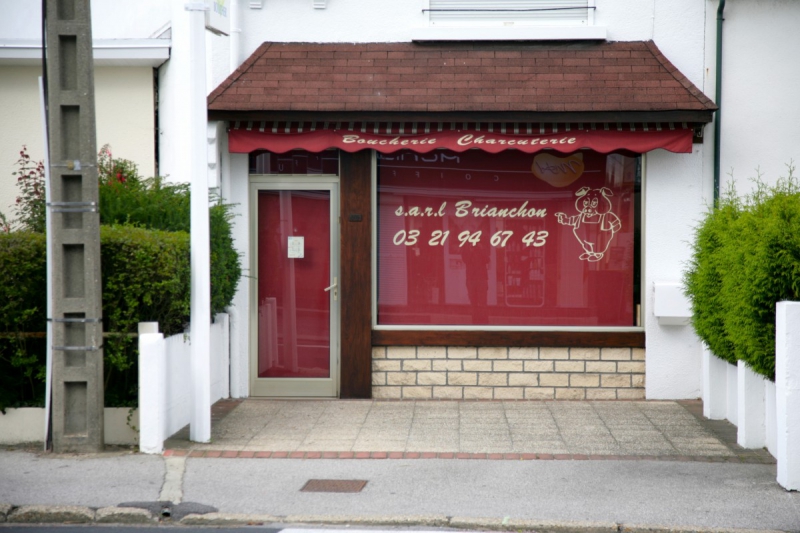 boucherie-LE BAR SUR LOUP-min_france_frankreich_commerce_frankrijk_francia_delicatessen_butchery_charcuterie-424328